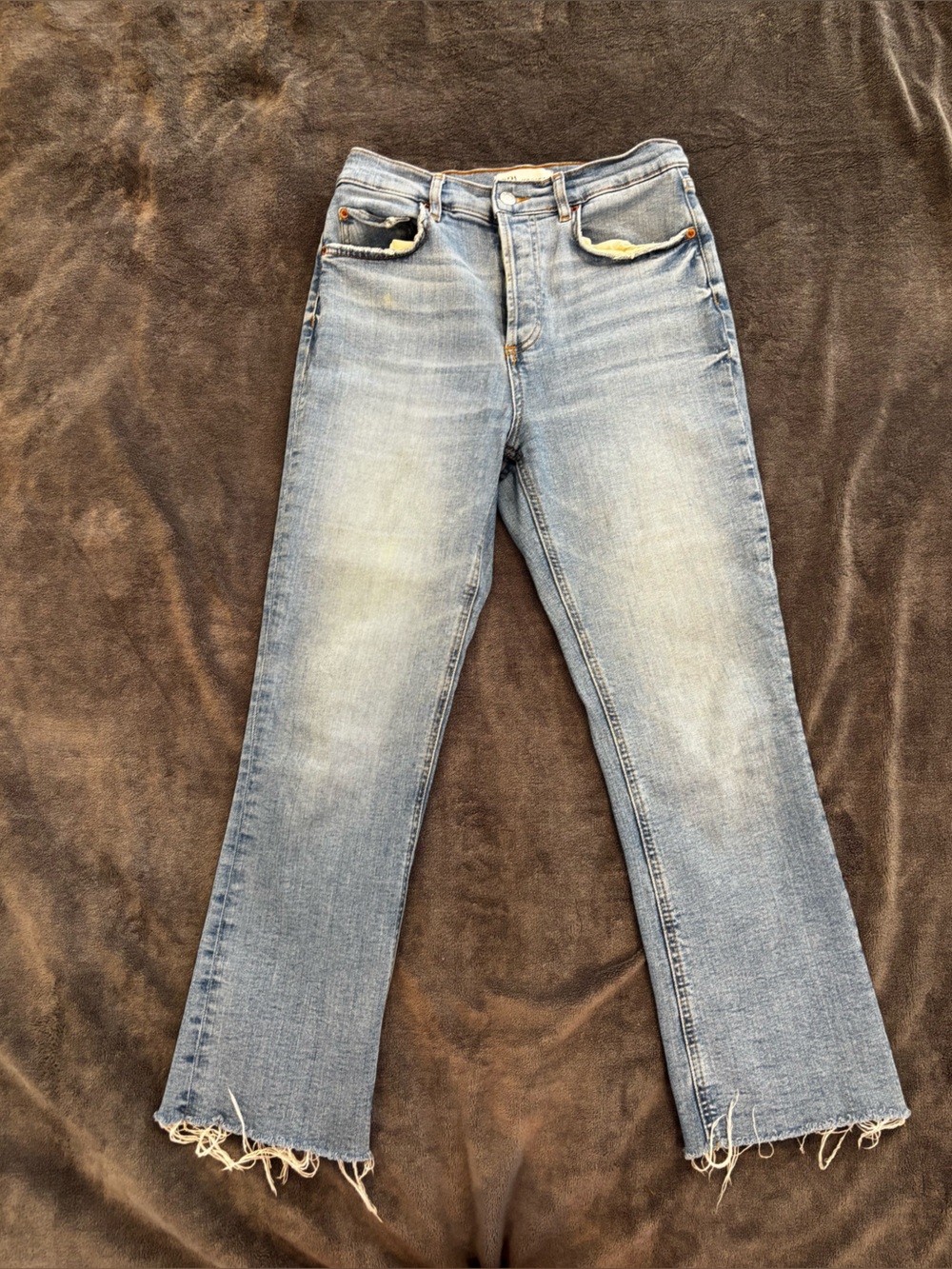 Zara Women’s Light Blue The Dreed Flare Jeans. size 6